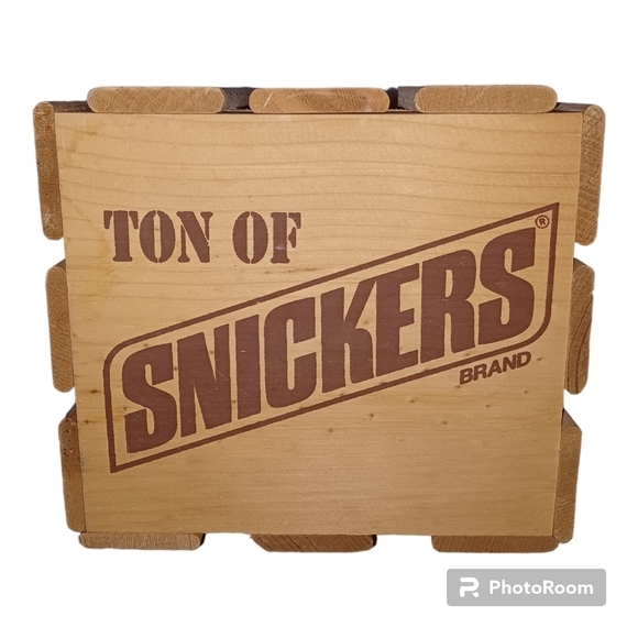 Ton of Snickers Wooden Slat Crate, Candy Advertising, 9.75" x 5.5" x 5" outer‎ - Picture 3 of 8